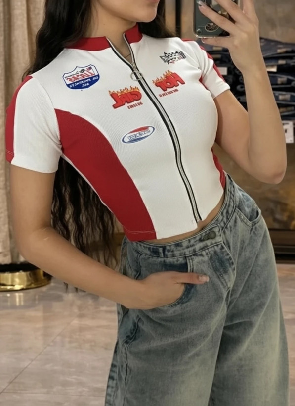 تصویر کراپ تیشرت زنانه 10075 - ماه بوتیک